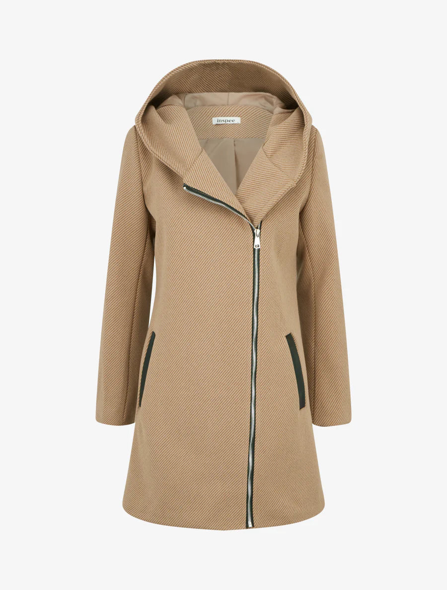 Abrigo con capucha y detalles en imitación piel