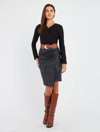 Vestido de dos materiales con cuello en V fruncido - Negro