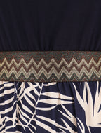 Vestido largo con tirantes y estampado de plantas tropicales